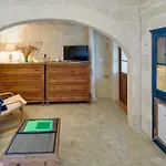 Serene Escape 3* Għarb