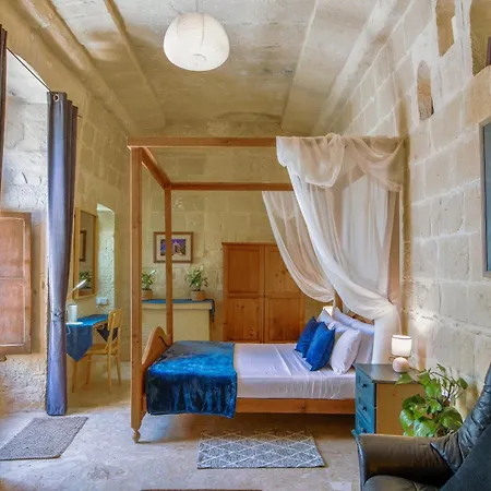 Serene Escape 3* Għarb
