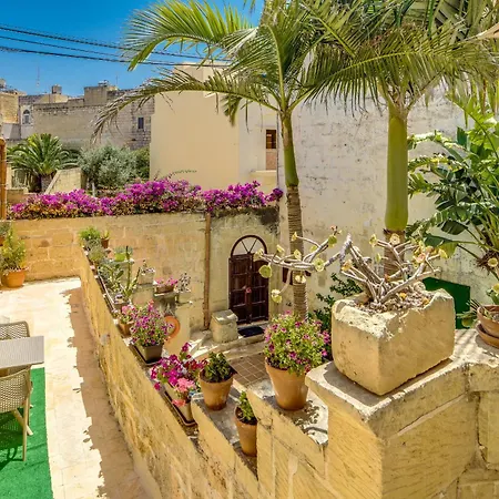 Serene Escape 3* Għarb